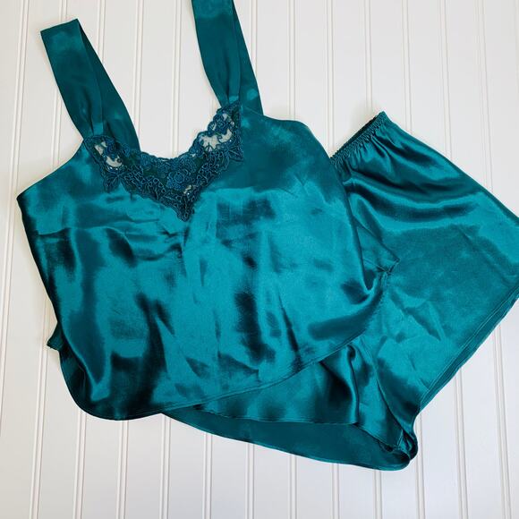 Green Satin 2 Pc Tap Pants Camisole Lingerie Pajamas Nighty Vintage Small - Picture 5 of 9
